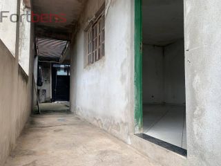 Casa Para Vender com 4 quartos no bairro Laranjeiras em Caieiras