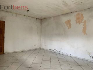 Casa Para Vender com 4 quartos no bairro Laranjeiras em Caieiras