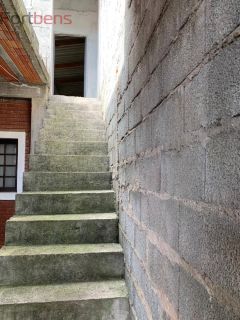 Sobrado Para Vender com 2 quartos no bairro Vera Tereza em Caieiras