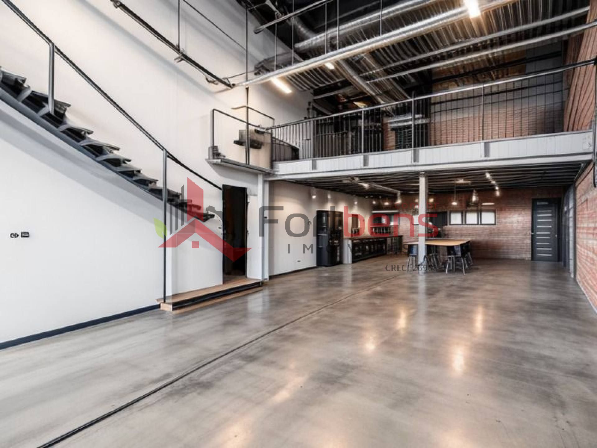 Galpão / Depósito / Armazém Para Alugar no bairro Região Central em Caieiras