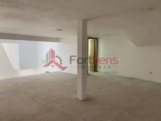 Galpão / Depósito / Armazém Para Alugar no bairro Região Central em Caieiras