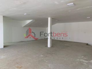 Galpão / Depósito / Armazém Para Alugar no bairro Região Central em Caieiras