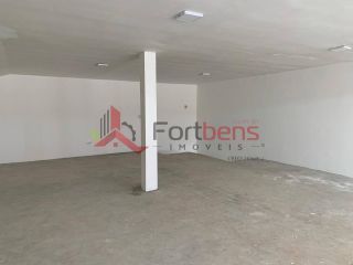 Galpão / Depósito / Armazém Para Alugar no bairro Região Central em Caieiras