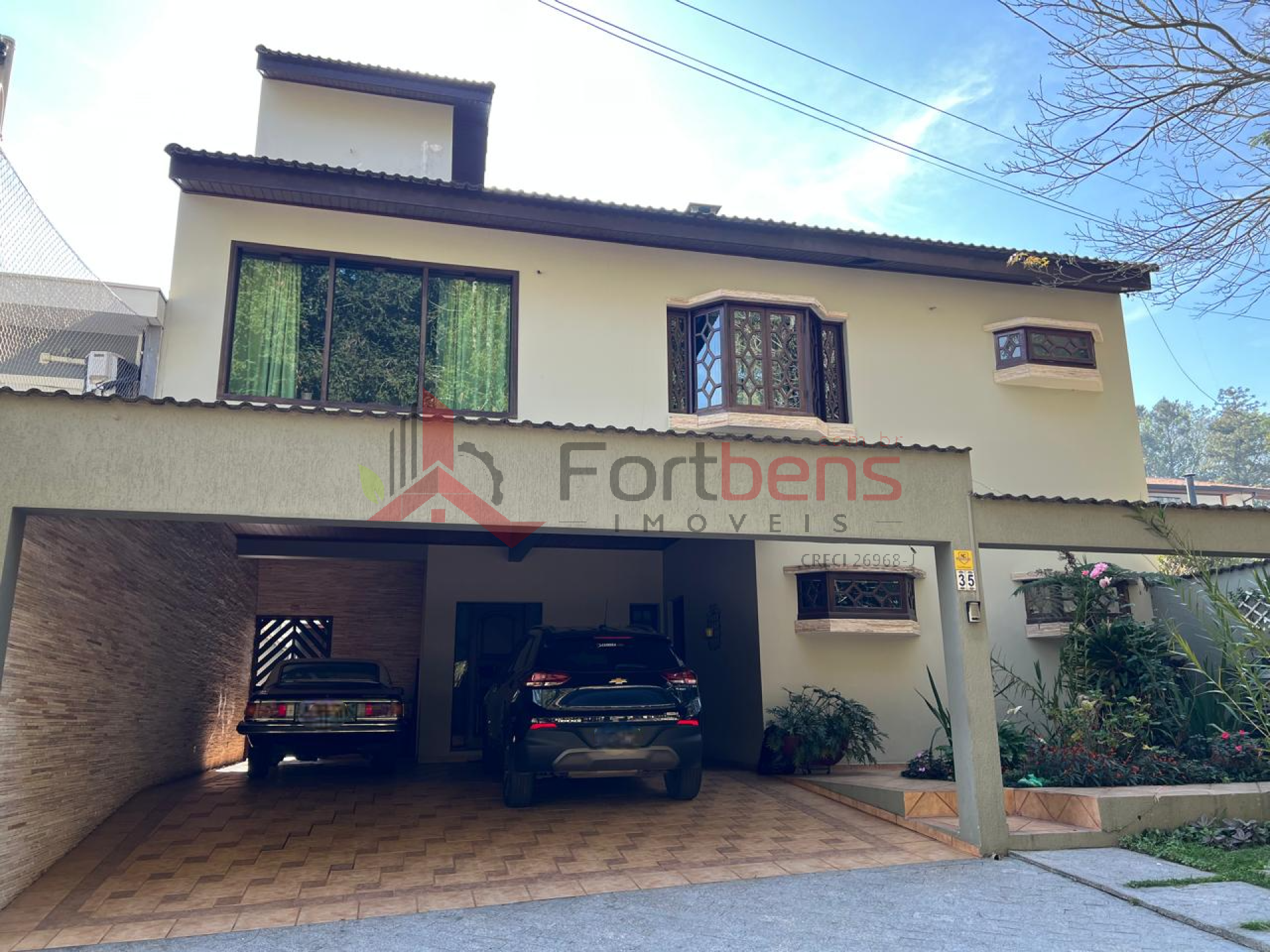 Casa de Condomínio Para Vender com 3 quartos 1 suítes no bairro Nova Caieiras em Caieiras