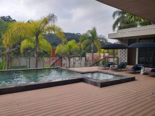 Casa Alto Padrão Para Vender com 2 quartos 2 suítes no bairro Alpes de Caieiras em Caieiras