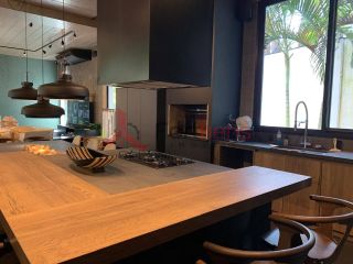 Casa Alto Padrão Para Vender com 2 quartos 2 suítes no bairro Alpes de Caieiras em Caieiras