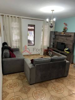 Casa Para Vender com 2 quartos no bairro Laranjeiras em Caieiras