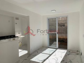 Apartamento Para Vender com 2 quartos no bairro Chácaras das Colinas em Franco Da Rocha