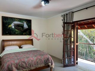 Sobrado Para Vender com 7 quartos 5 suítes no bairro Jardim dos Lagos em Franco Da Rocha