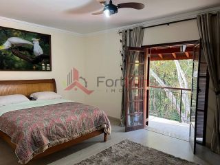 Sobrado Para Vender com 7 quartos 5 suítes no bairro Jardim dos Lagos em Franco Da Rocha