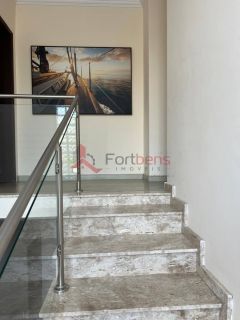 Sobrado Para Vender com 7 quartos 5 suítes no bairro Jardim dos Lagos em Franco Da Rocha