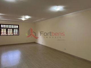 Sobrado Para Vender com 7 quartos 5 suítes no bairro Jardim dos Lagos em Franco Da Rocha