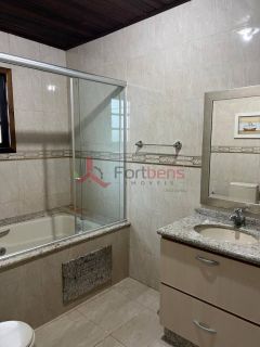 Sobrado Para Vender com 7 quartos 5 suítes no bairro Jardim dos Lagos em Franco Da Rocha