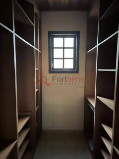 Sobrado Para Vender com 7 quartos 5 suítes no bairro Jardim dos Lagos em Franco Da Rocha