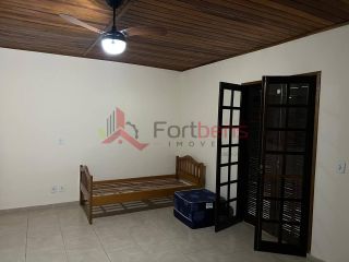 Sobrado Para Vender com 7 quartos 5 suítes no bairro Jardim dos Lagos em Franco Da Rocha