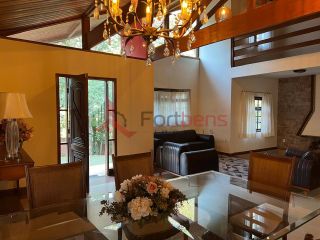 Sobrado Para Vender com 7 quartos 5 suítes no bairro Jardim dos Lagos em Franco Da Rocha