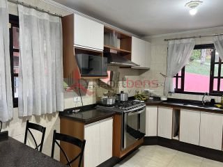 Sobrado Para Vender com 7 quartos 5 suítes no bairro Jardim dos Lagos em Franco Da Rocha