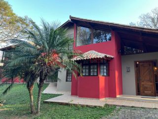 Sobrado Para Vender com 7 quartos 5 suítes no bairro Jardim dos Lagos em Franco Da Rocha