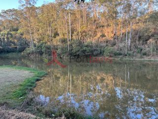 Sobrado Para Vender com 7 quartos 5 suítes no bairro Jardim dos Lagos em Franco Da Rocha