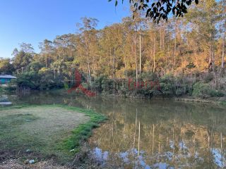 Sobrado Para Vender com 7 quartos 5 suítes no bairro Jardim dos Lagos em Franco Da Rocha