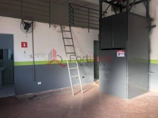 Galpão / Depósito / Armazém Para Alugar no bairro Vera Tereza em Caieiras