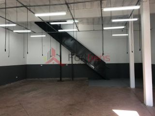 Galpão / Depósito / Armazém Para Alugar no bairro Vera Tereza em Caieiras