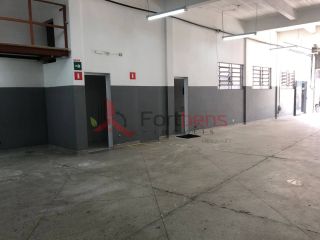 Galpão / Depósito / Armazém Para Alugar no bairro Vera Tereza em Caieiras