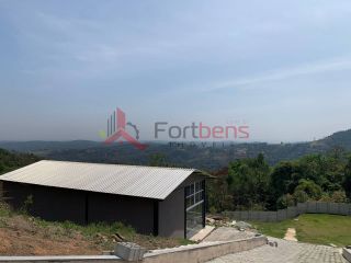 Casa de Condomínio Para Alugar com 2 quartos 1 suítes no bairro Mato Dentro em Mairiporã