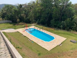 Casa de Condomínio Para Alugar com 2 quartos 1 suítes no bairro Mato Dentro em Mairiporã