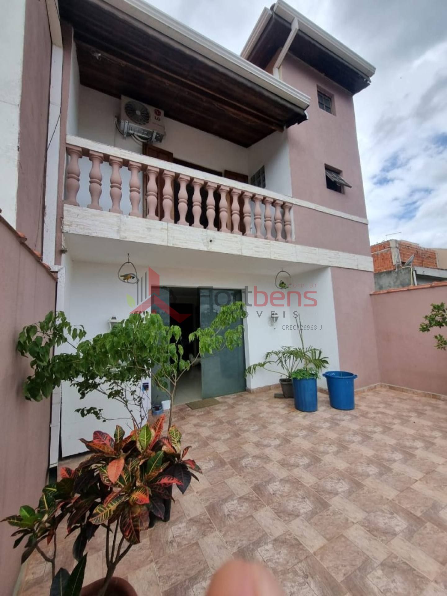 Sobrado Para Vender com 3 quartos 1 suítes no bairro Serpa em Caieiras