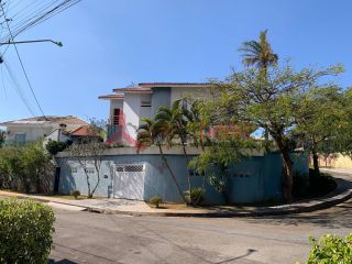 Sobrado Para Vender com 3 quartos 3 suítes no bairro Nova Caieiras em Caieiras