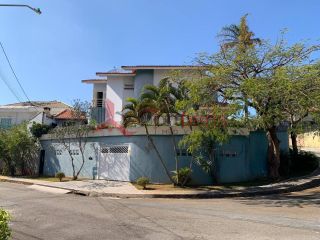 Sobrado Para Vender com 3 quartos 3 suítes no bairro Nova Caieiras em Caieiras