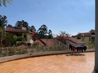 Sobrado Para Vender com 3 quartos 3 suítes no bairro Nova Caieiras em Caieiras