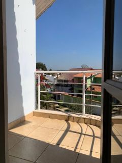 Sobrado Para Vender com 3 quartos 3 suítes no bairro Nova Caieiras em Caieiras