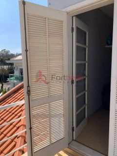 Sobrado Para Vender com 3 quartos 3 suítes no bairro Nova Caieiras em Caieiras