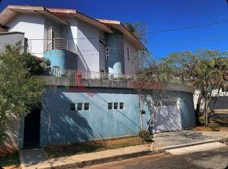 Sobrado Para Vender com 3 quartos 3 suítes no bairro Nova Caieiras em Caieiras