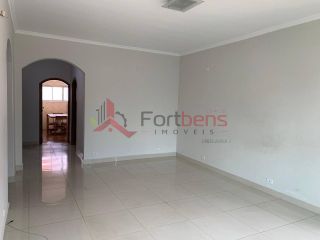 Casa Para Vender com 4 quartos 3 suítes no bairro Jardim Santo Antônio em Caieiras