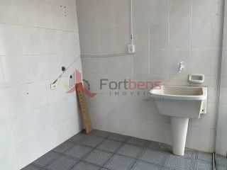 Casa Para Vender com 4 quartos 3 suítes no bairro Jardim Santo Antônio em Caieiras