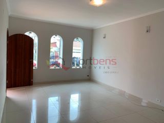 Casa Para Vender com 4 quartos 3 suítes no bairro Jardim Santo Antônio em Caieiras