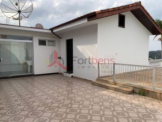 Casa Para Vender com 4 quartos 3 suítes no bairro Jardim Santo Antônio em Caieiras