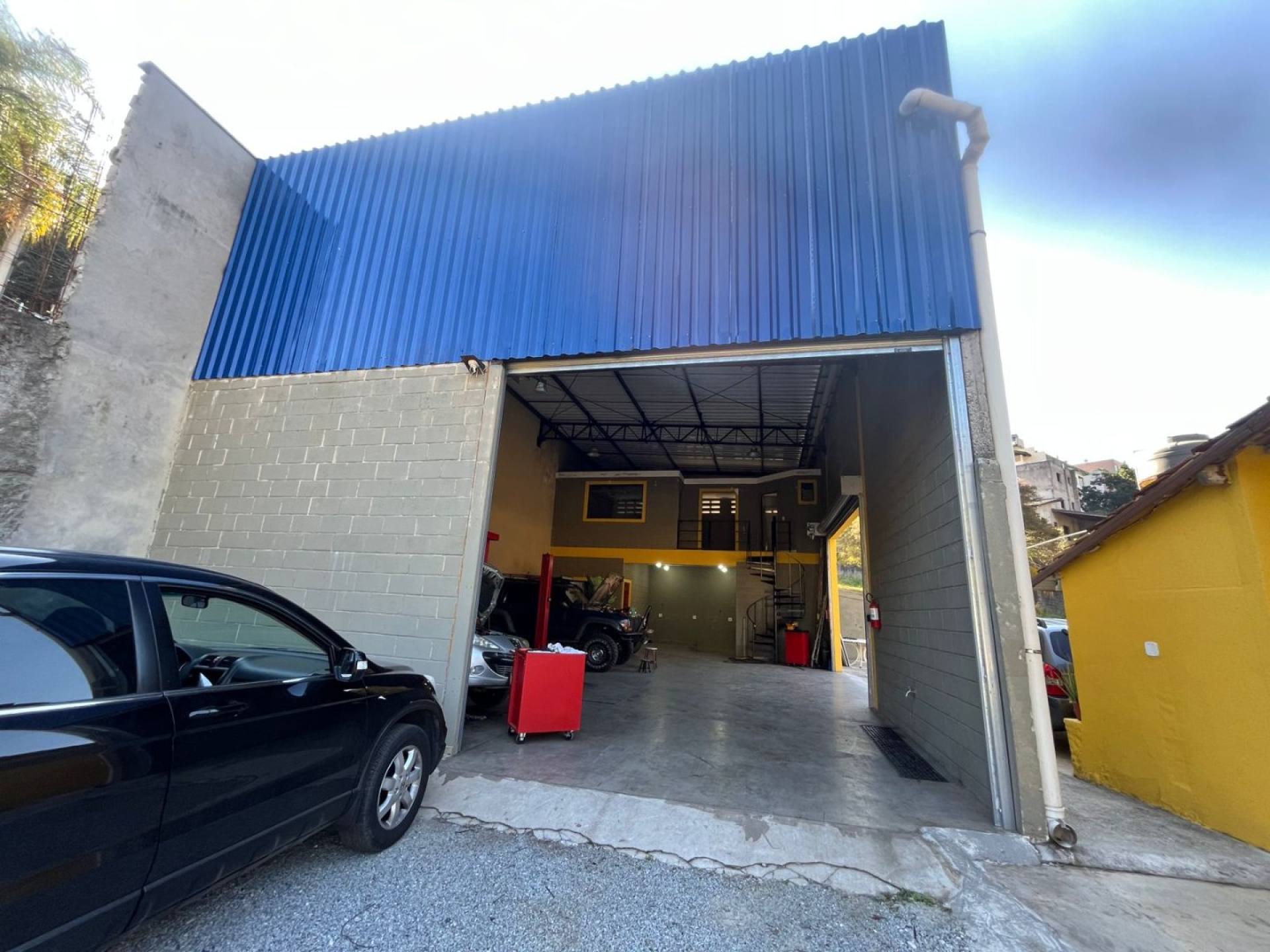 Galpão / Depósito / Armazém Para Alugar no bairro Laranjeiras em Caieiras