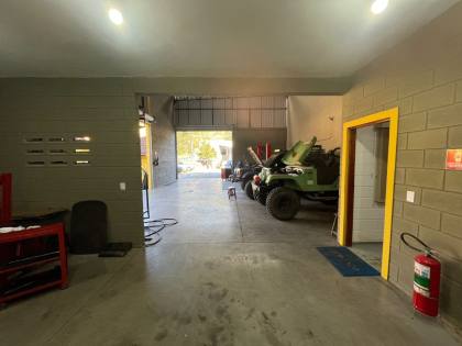 Galpão / Depósito / Armazém Para Alugar no bairro Laranjeiras em Caieiras