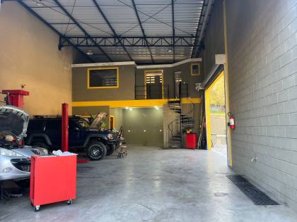 Galpão / Depósito / Armazém Para Alugar no bairro Laranjeiras em Caieiras