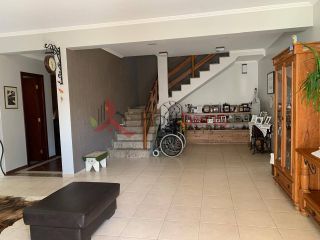 Sobrado Para Vender com 3 quartos 3 suítes no bairro Nova Caieiras em Caieiras