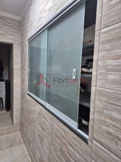 Sobrado Para Alugar com 3 quartos 1 suítes no bairro Villa Verde em Franco Da Rocha