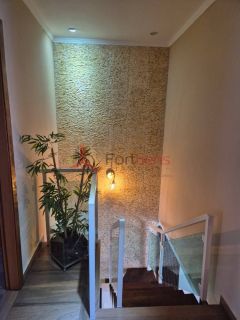 Sobrado Para Alugar com 3 quartos 1 suítes no bairro Villa Verde em Franco Da Rocha