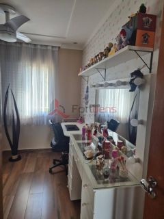 Sobrado Para Alugar com 3 quartos 1 suítes no bairro Villa Verde em Franco Da Rocha