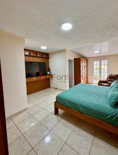 Sobrado Para Vender com 4 quartos no bairro Centro em Caieiras