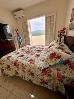 Sobrado Para Vender com 4 quartos no bairro Centro em Caieiras