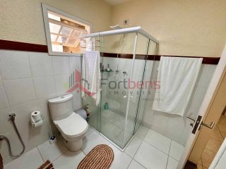 Sobrado Para Vender com 4 quartos no bairro Centro em Caieiras